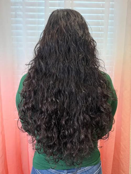 Previously, she had great lengths put in we gently removed. And put in handmade very soft keratin (k(..)
